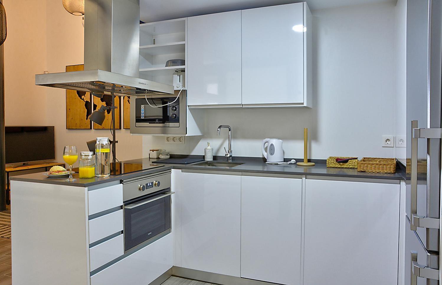 Duplex Moderno En Alameda Apartment Севиля Екстериор снимка