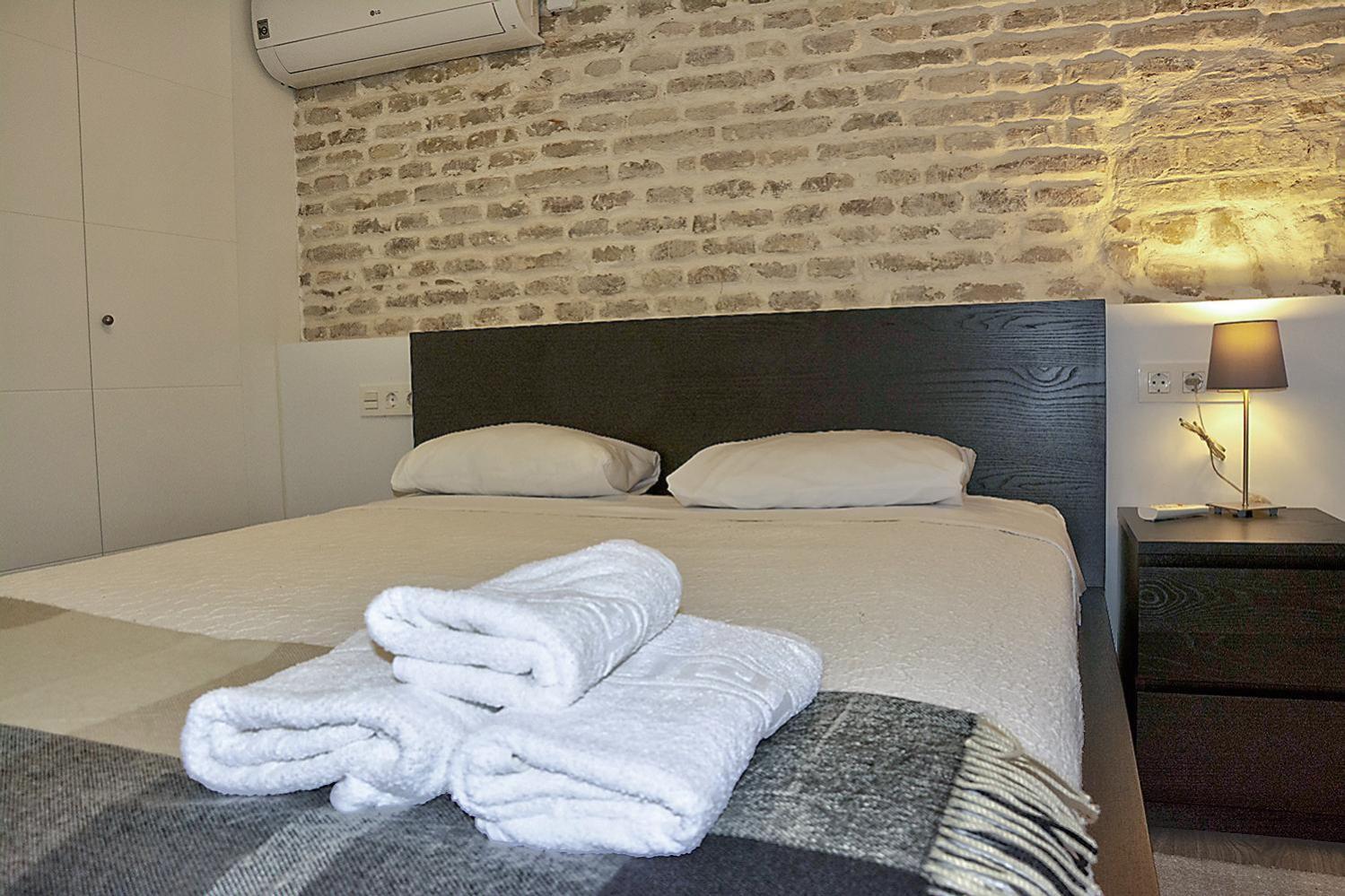 Duplex Moderno En Alameda Apartment Севиля Екстериор снимка